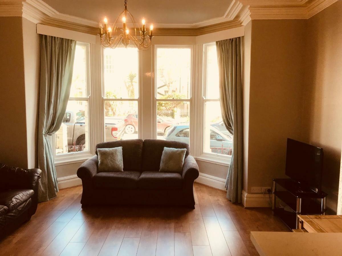 Appartamento 7 Llewelyn Avenue Llandudno Esterno foto