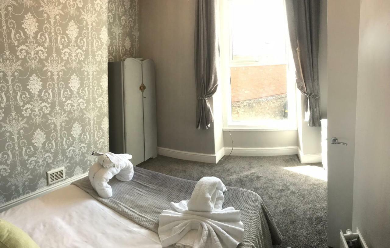 Appartamento 7 Llewelyn Avenue Llandudno Esterno foto