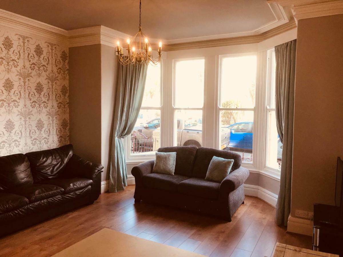 Appartamento 7 Llewelyn Avenue Llandudno Esterno foto